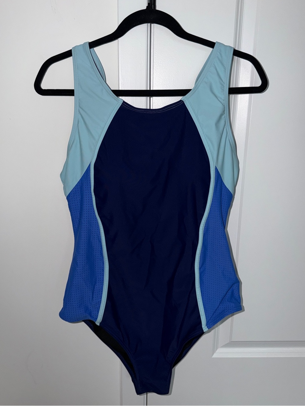 Women’s Athletic One Piece Swimsuit Navy Blue Colorblock Size XL NEW